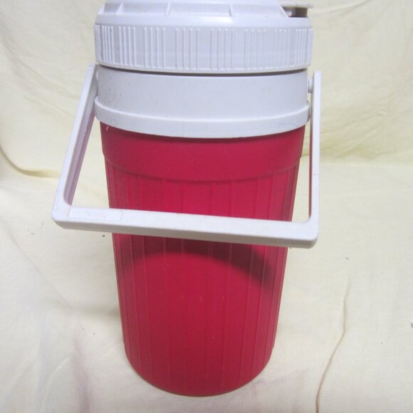 VTG 80'S LIPTON ICED TEA PROMO COOLER JUG 1/2 GAL $EACH - Picture 11 of 14